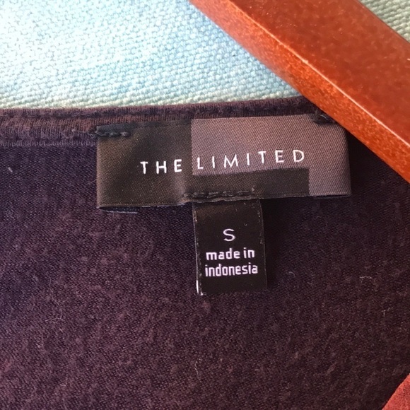 The Limited Floral Print Sleeveless Top‎ - Picture 3 of 6